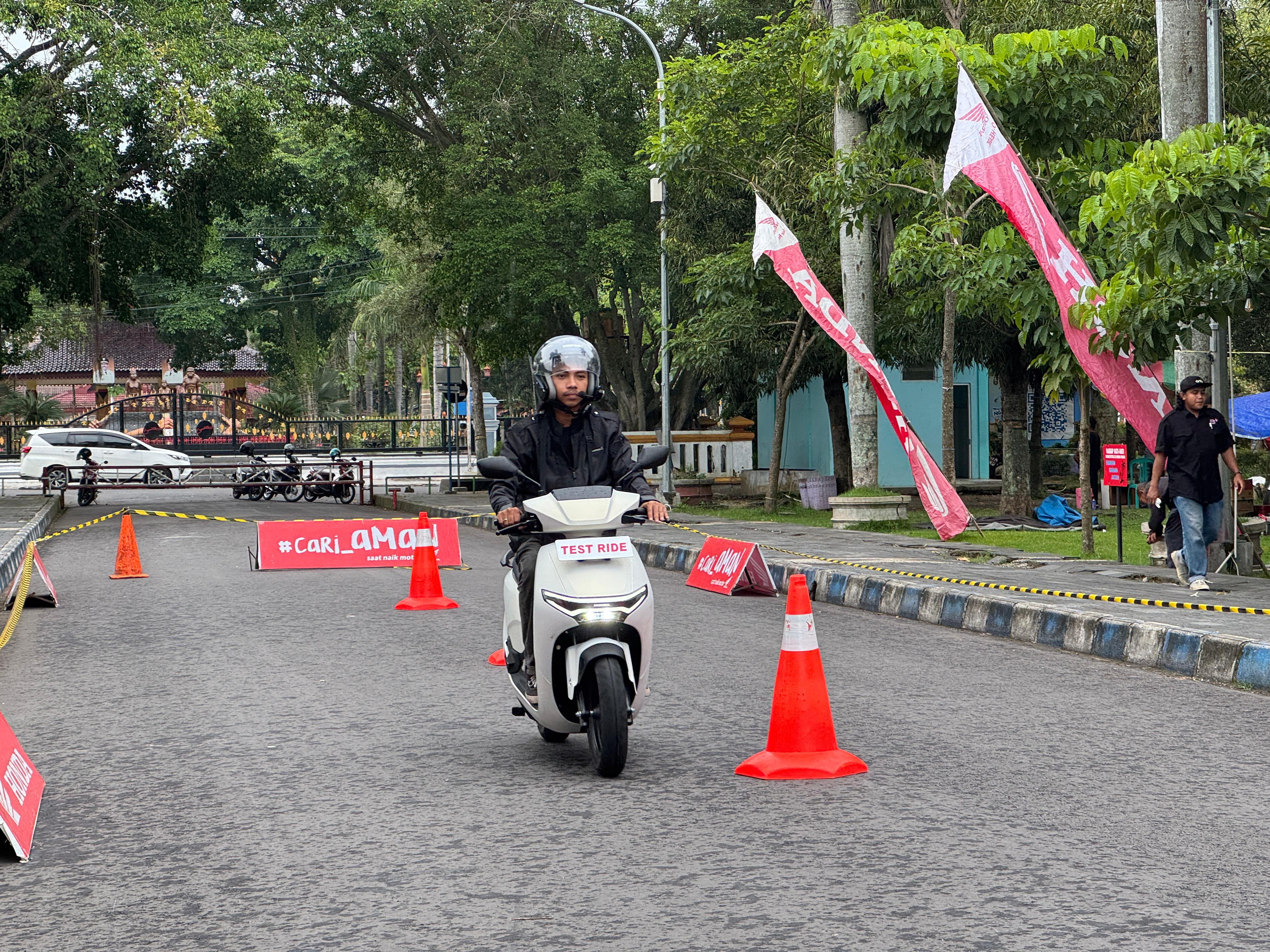 MPM Honda Jatim Perkuat Komitmen Elektrifikasi Lewat EV Exhibition di Kediri, Hadirkan Beragam Motor Listrik Honda